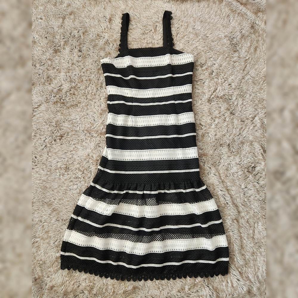 La Maison Talulah Darling One Midi Dress Black And White NWT Women's Size XL - Picture 3 of 14